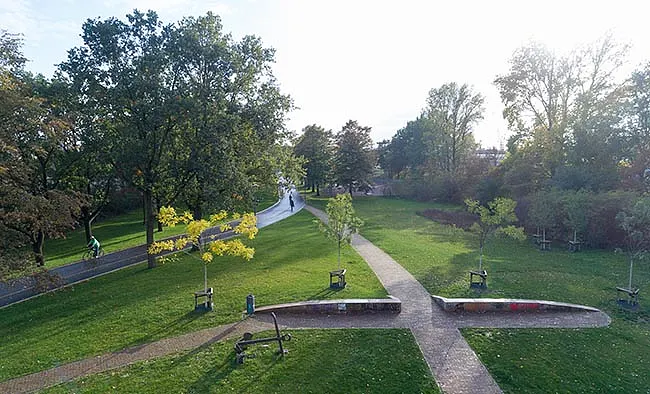 Parkanlage am Friesenwerder 
&tilde; Bildnachweis: Thomas Hellmann